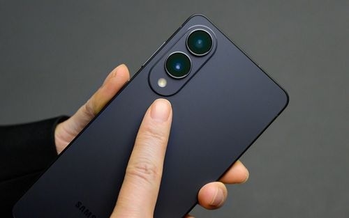 مدل اج عرضه نمیشود اما سامسونگ با «More Slim» باز میگردد!