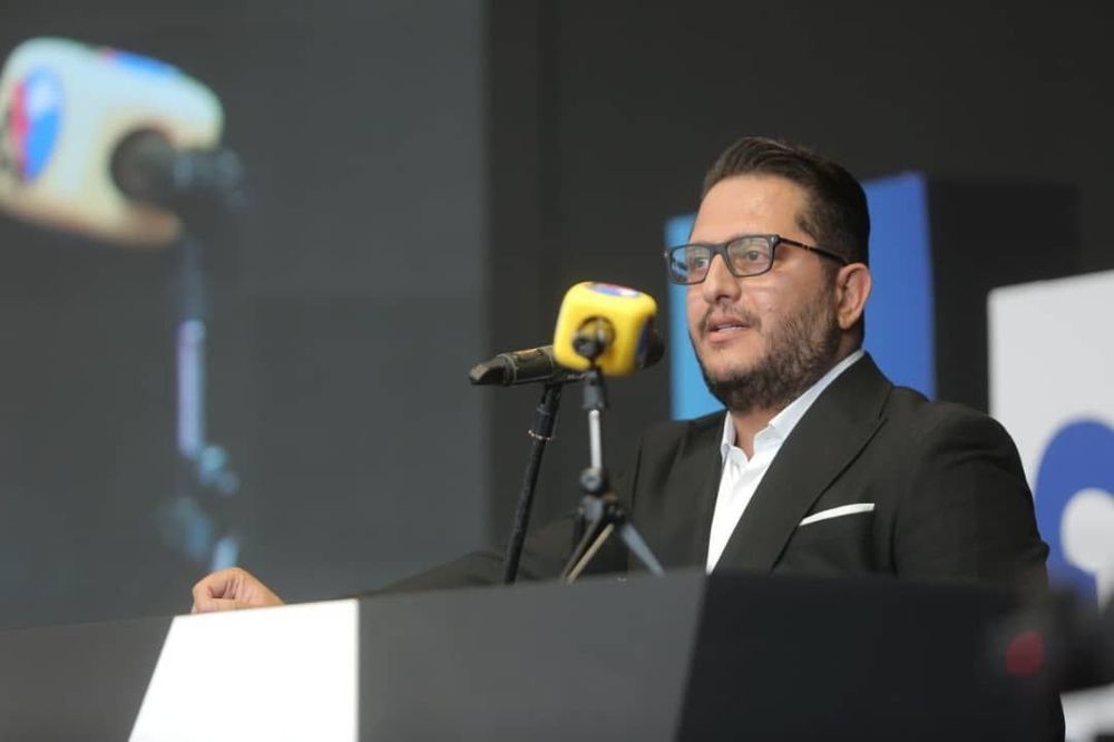 دود ناهماهنگی‌ها در دولت در حوزه واردات لوازم جانبی به رویه ملوانی نباید به چشم صنف موبایل برود