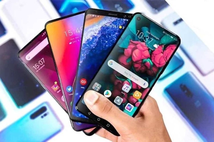 تعرفه واردات موبایل در سال ۱۴۰۵ مشخص شد؛ گوشی‌ گران می‌شود!