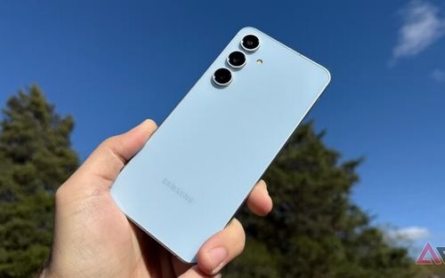 با ویژگی‌های هوش مصنوعی در سری جدید گلکسی S25 سامسونگ آشنا شوید