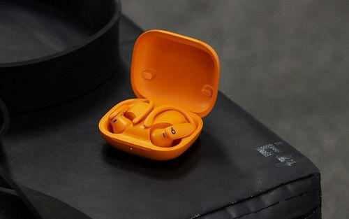 مشخصات Powerbeats Pro 2 فاش شد؛ نخستین هدفون اپل با حسگر ضربان قلب!
