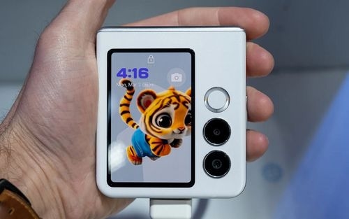 نوبیا فلیپ 2 برای بازارهای جهانی عرضه شد؛ یک تاشدنی با قیمتی مناسب!