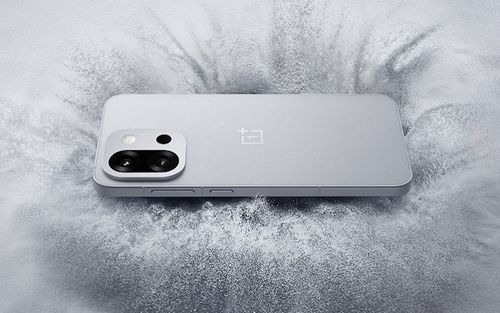 گوشی کامپکت وان پلاس 15T در تصویری واقعی دیده شد