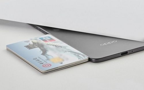 نازک‌ترین گوشی تاشو جهان ظاهراً سبک‌ترین تاشدنی نخواهد بود!