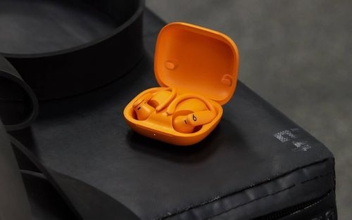 پاوربیتس پرو ۲ هنوز معرفی نشده به دست مشتری رسید!