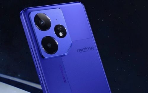 نمایشگر گوشی میان‌رده جدید ریلمی از حاشیه‌های باریکی بهره می‌برد