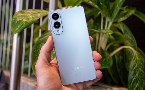 عرضه ناموفق آیفون ایر باعث لغو توسعه گلکسی S26 اج می‌شود