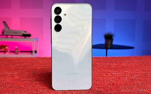 طراحی متفاوت گلکسی F16 را در رندرهای جدید آن تماشا کنید