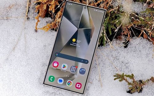 ماکت‌های سری گلکسی S25 طراحی هر سه مدل آن را نشان می‌دهند