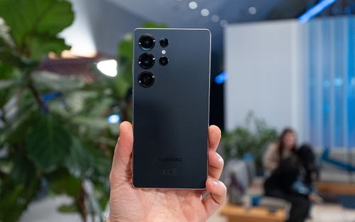 دوربین تله‌فوتو گلکسی S26 اولترا بهبود پیدا نمی‌کند