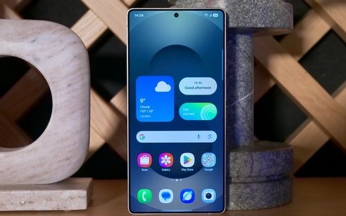 حاشیه‌های نمایشگر سری گلکسی S26 ظاهراً باریک‌تر می‌شوند