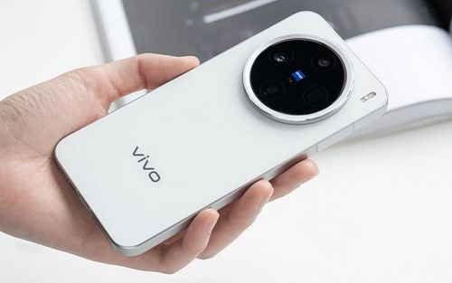 گوشی کامپکت میان‌رده ویوو سال آینده میلادی عرضه می‌شود