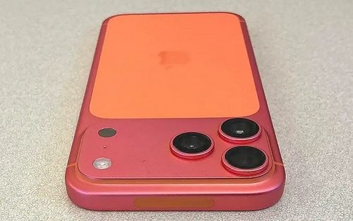 برخی از مدل‌های آیفون 17 پرو تغییر رنگ می‌دهند!