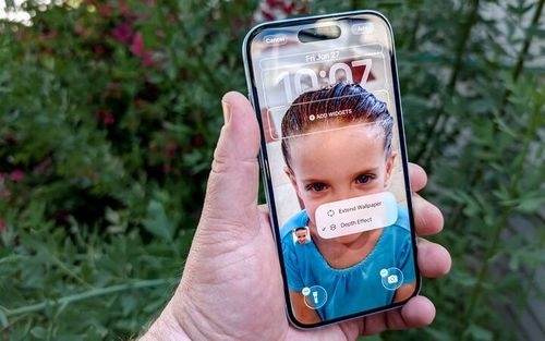 iOS 26 صفحه قفل آیفون را دگرگون می‌کند