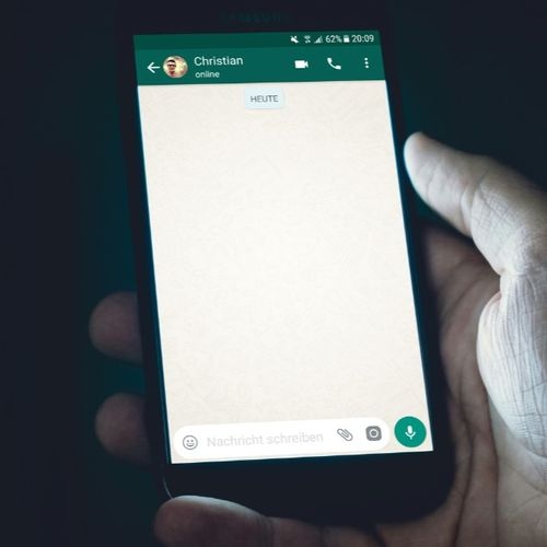 ارسال عکس در واتس‌اپ بدون کاهش کیفیت؛ ۵ روش کاربردی و تضمینی