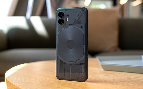 تاریخ عرضه ناتینگ فون 3 توسط کارل پی اعلام شد