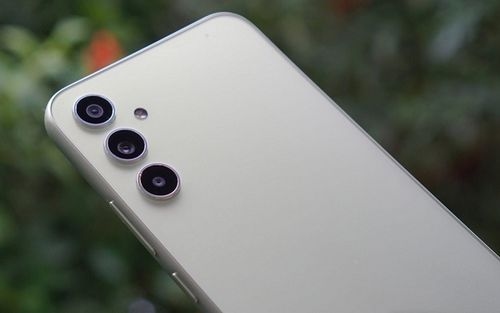 ۳ دلیل که ثابت می‌کند زمان تعویض گلکسی A34 فرا رسیده است!