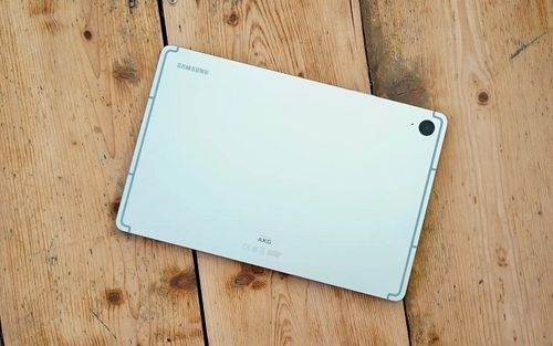 سامسونگ گلکسی تب S10 FE پلاس به رونمایی رسمی نزدیک شد