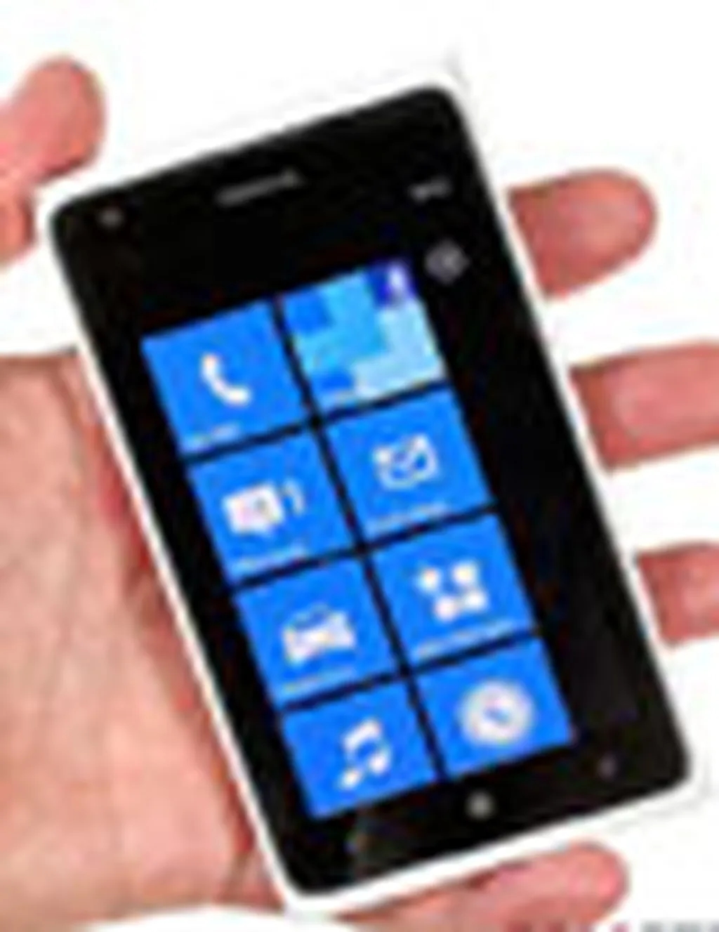 عدم پشتیبانی گوشی های Lumia از نسخه جدید ویندوز فون و پیش بینی کاهش قابل ملاحظه فروش نوکیا در سال پیش رو