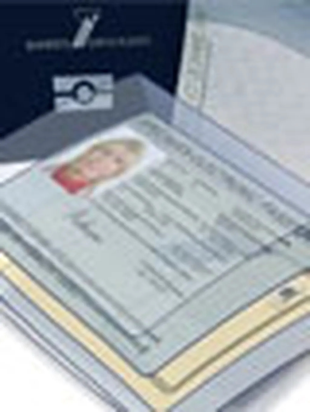 سرويس ويزاي الکترونيکي همزمان با برگزاري کنفرانس شهروند الکترونيک و تلفن‌همراه 