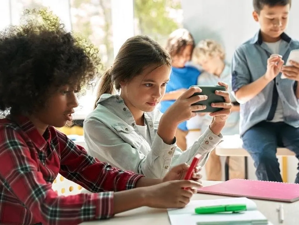 راهنمای جامع خرید گوشی دانش آموزی اقساطی و نقدی