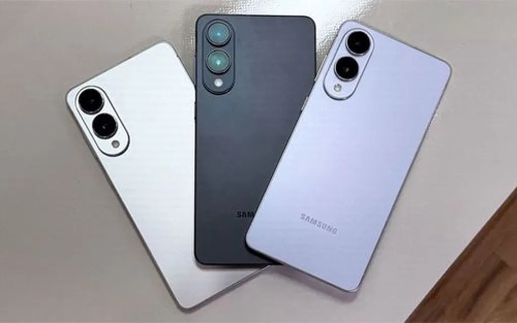 گوشی جدید سامسونگ برای کسانی که از موبایل متنفرند!