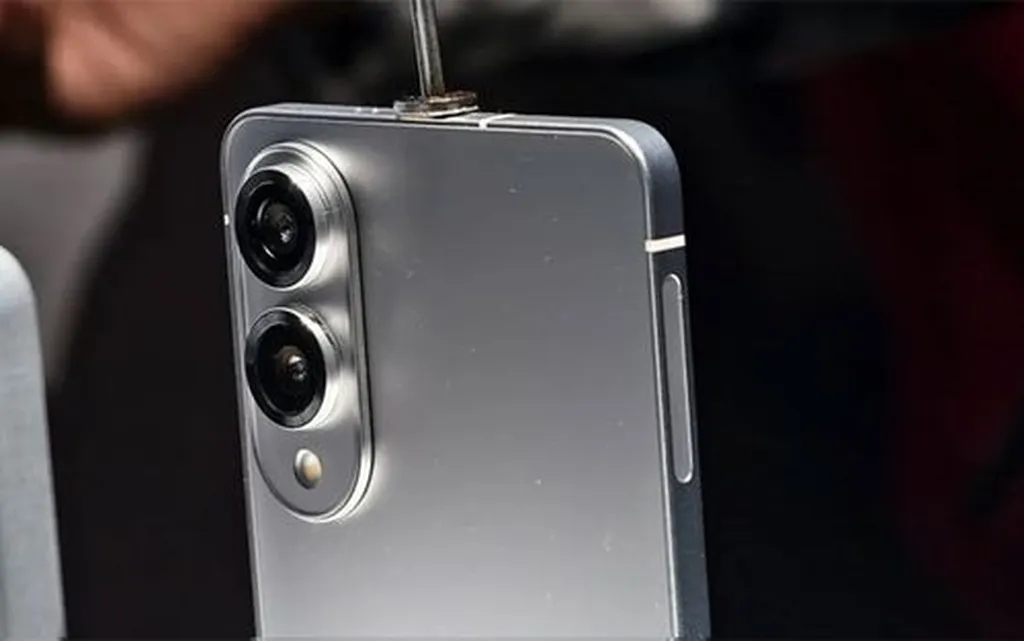 پرچمداران آینده‌ای که همه منتظرشان هستند: گلکسی S25 اج، ویوو X200 پرو مینی و بیشتر!