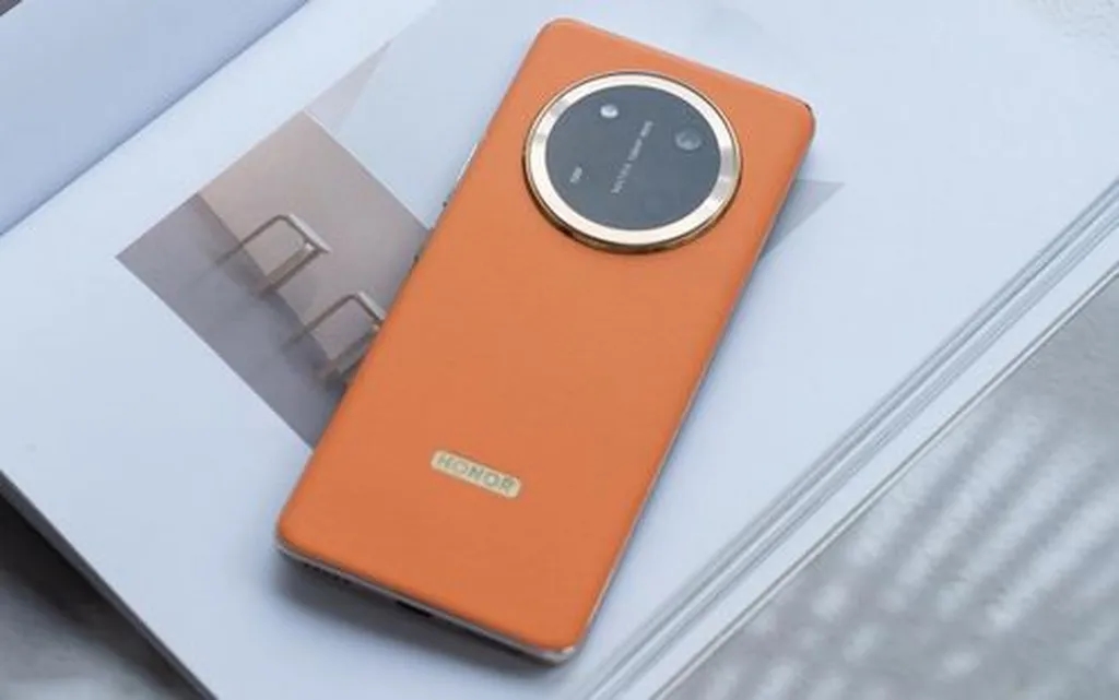 میان‌رده جدید آنر باتری 8300 میلی‌آمپرساعتی را به همراه دارد!