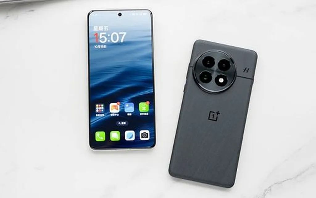 وان پلاس در حال توسعه یک نسخه جدید از گوشی پرچمدار خود است