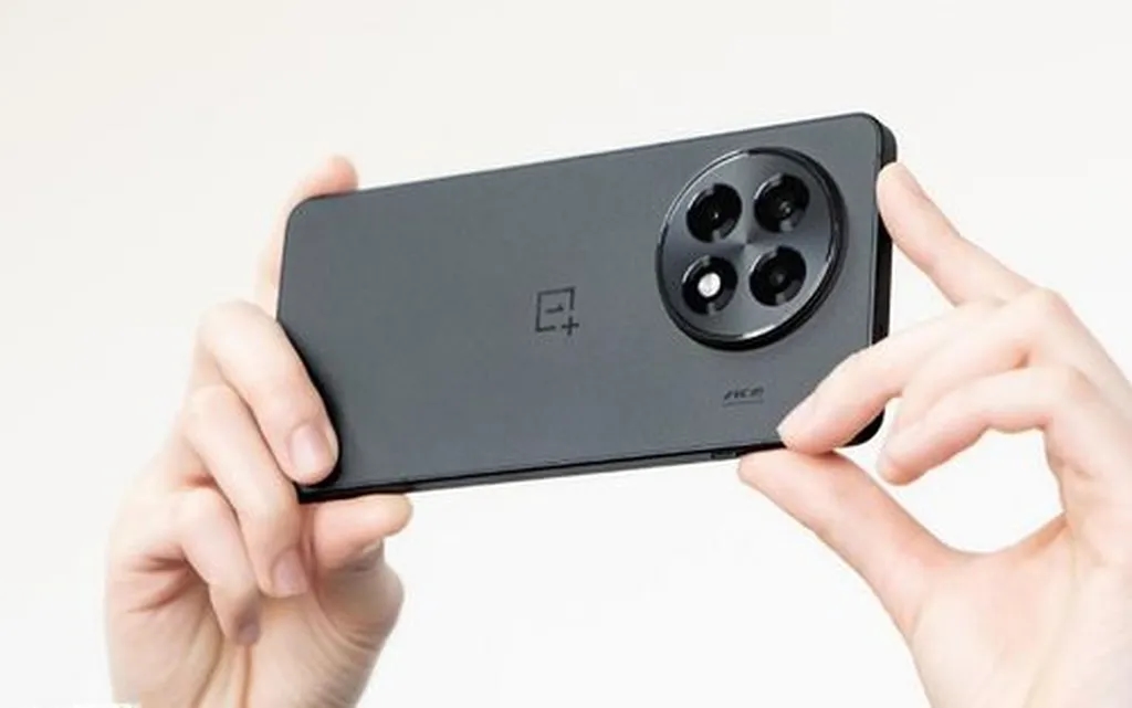 وان پلاس دو گوشی با تراشه‌های جدید کوالکام عرضه می‌کند