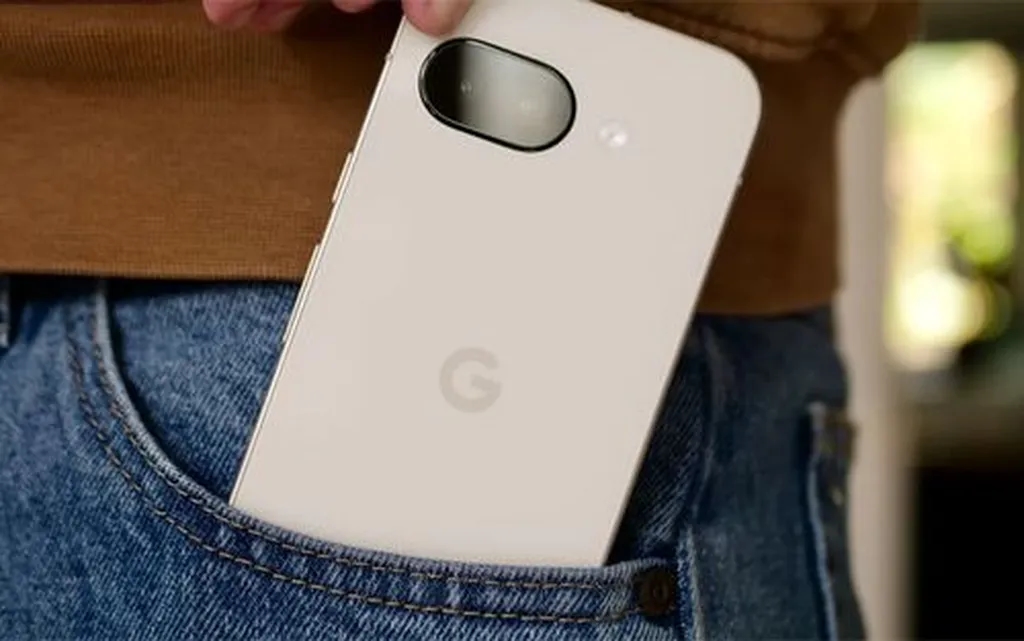 ۴ گوشی که پیکسل 9a را به چالش می‌کشند