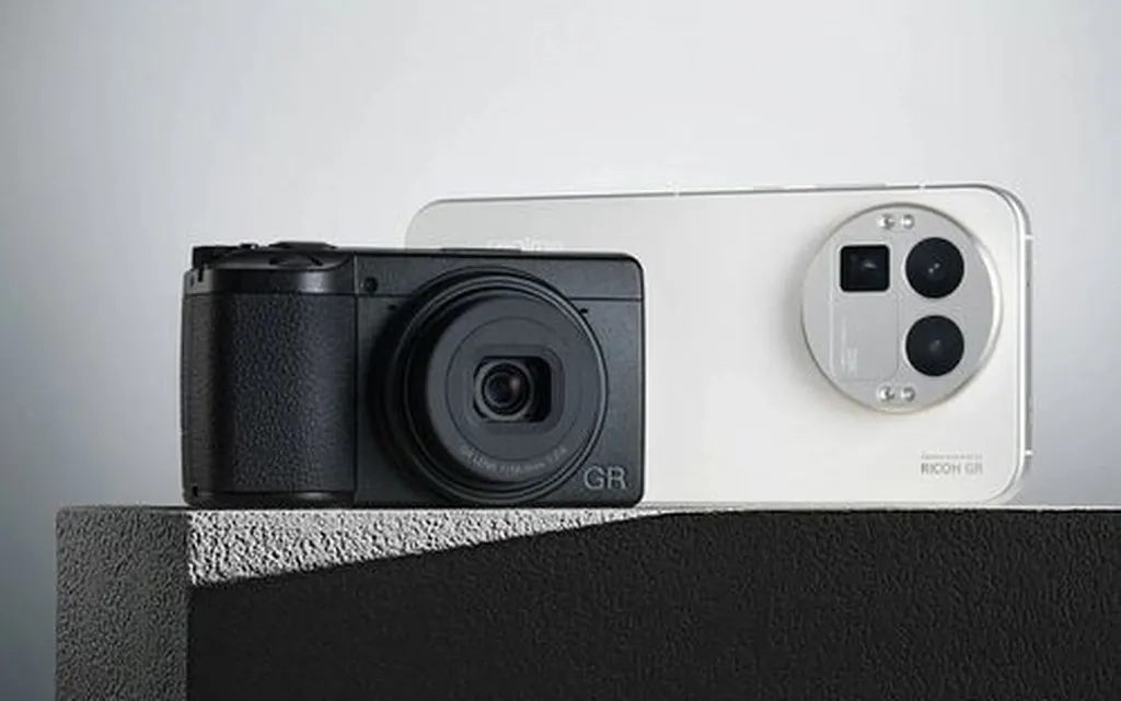 ریلمی جی‌تی 8 پرو با ماژول دوربین قابل‌تعویض معرفی شد