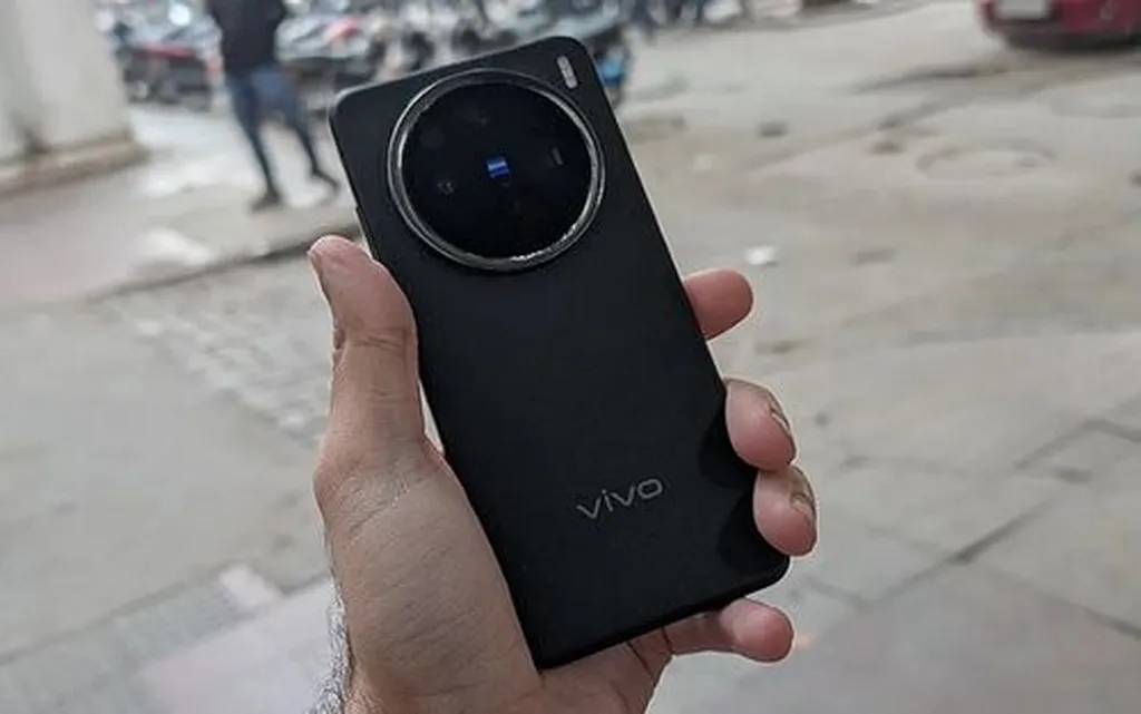 ویوو ویژگی‌های کلیدی گوشی Vivo X200S را تایید کرد