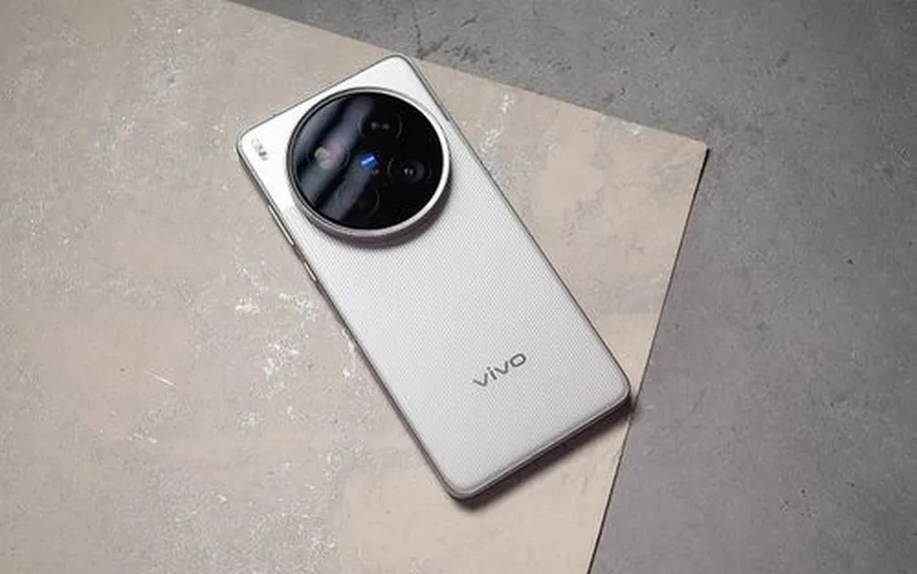 ویوو X300 اولترا جهانی می‌شود؛ یک غول دوربین‌محور!