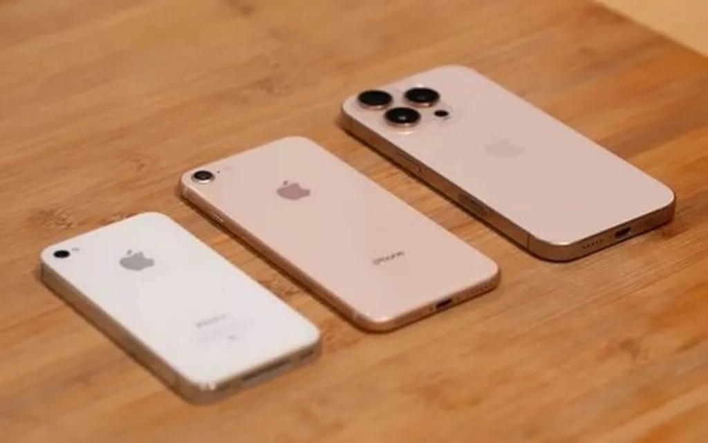 سیر تکامل دوربین آیفون از سال ۲۰۰۷ تا ۲۰۲۵