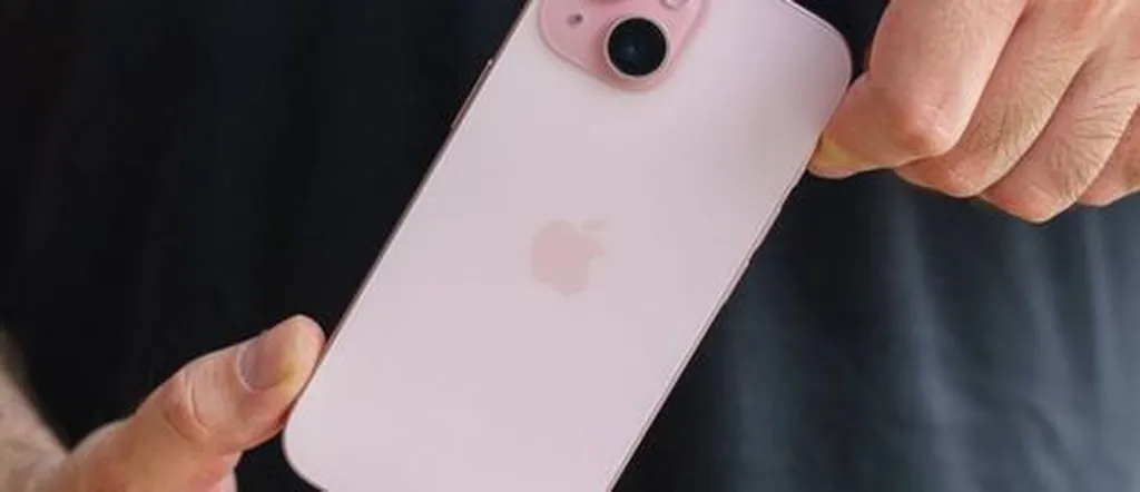 آیفون 15 پرفروش‌ترین گوشی هوشمند جهان در سه‌ماهه سوم سال 2024