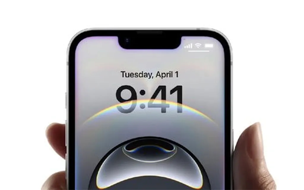 ۴ دلیل برای خرید و ۴ دلیل برای کنار گذاشتن آیفون ۱۶e