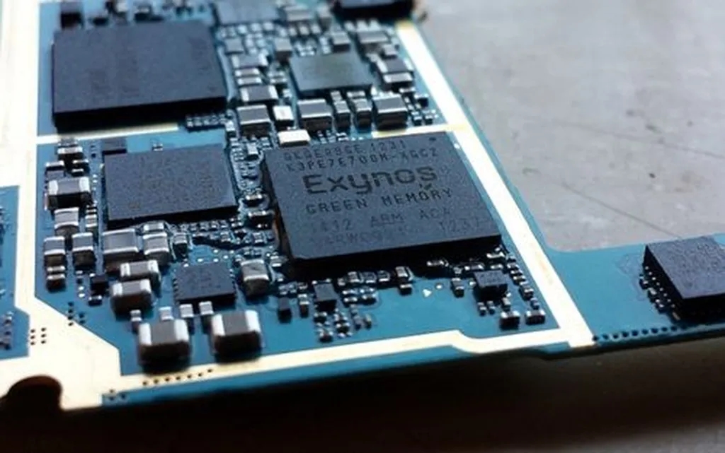 رقابت اسنپدراگون 8 الیت با اگزینوس 2500 یک‌طرفه خواهد بود!