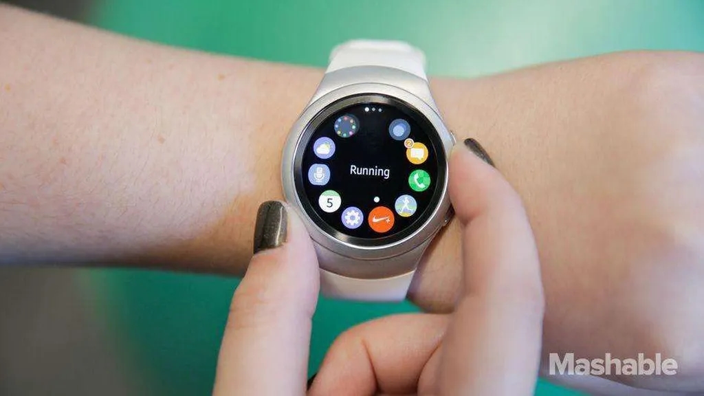 سامسونگ بهزودی از Gear S3 رونمایی میکند