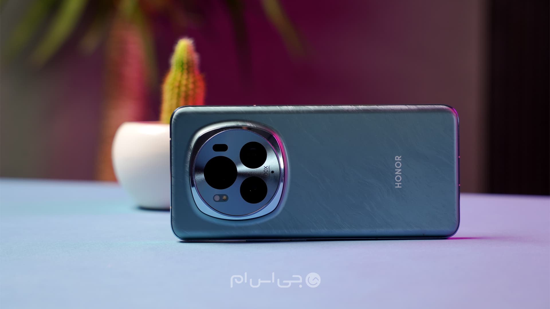 طراحی گوشی موبایل مجیک ۶ پرو