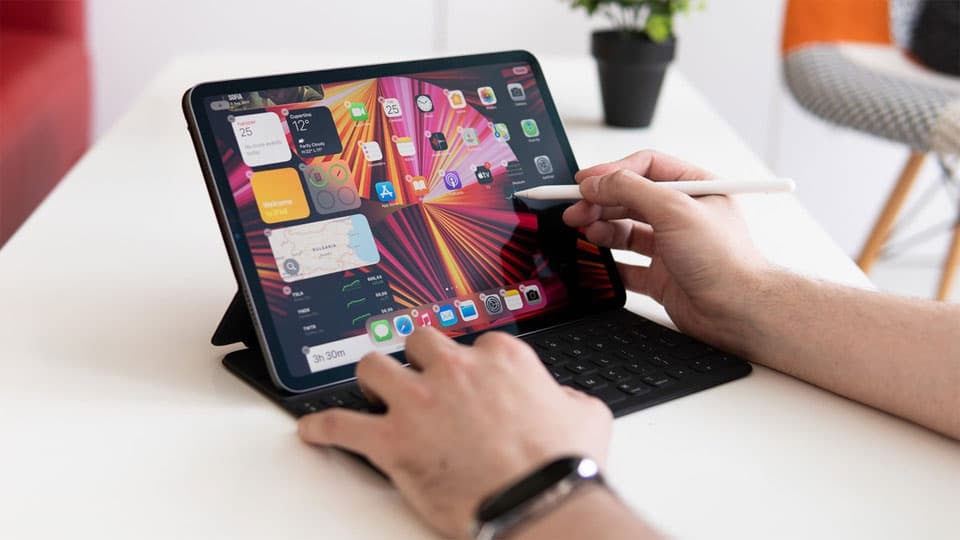 iPad 11