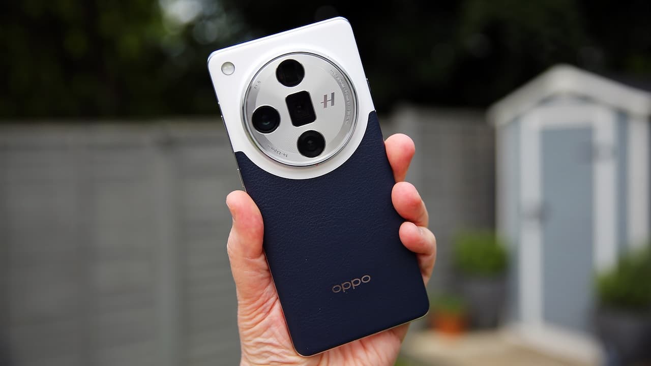 oppo 1.jpeg