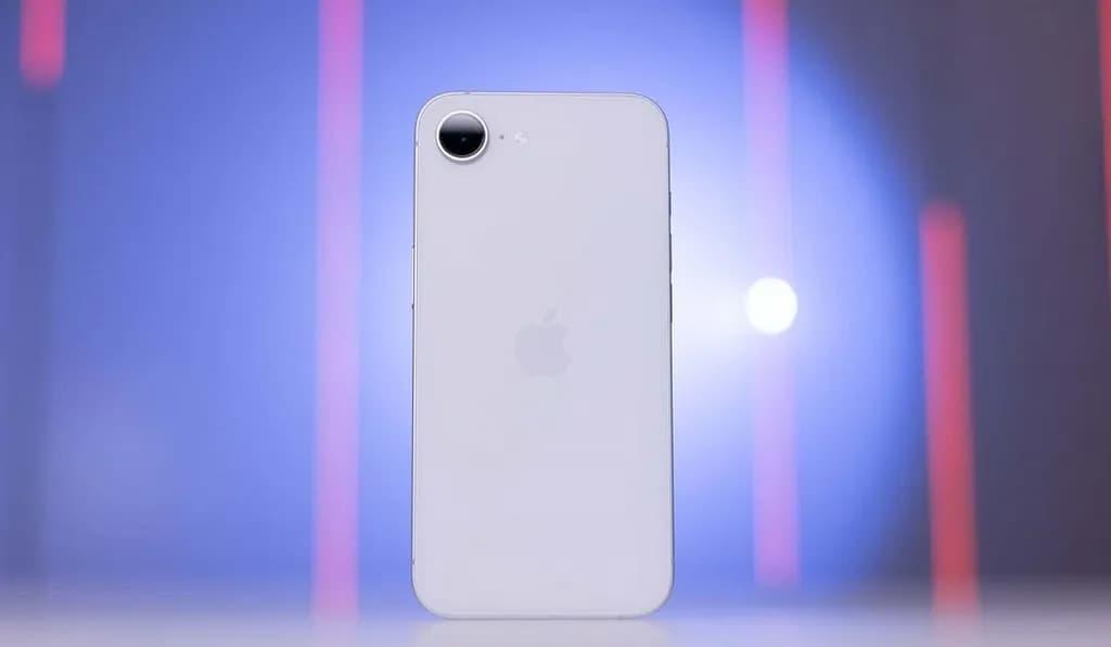 اپل آیفون 16E