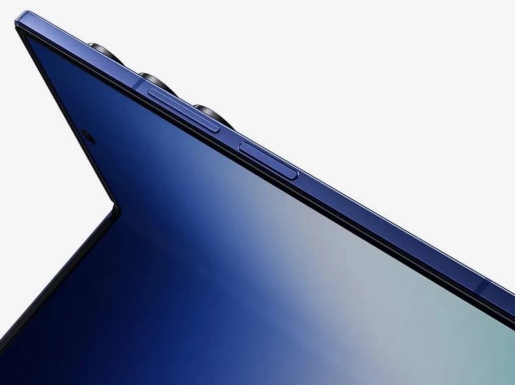 رندر گلکسی زد فولد ۷