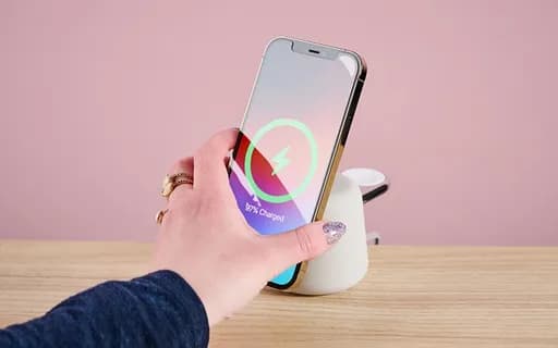 آپدیت iOS 26 سرعت شارژ سری آیفون 16 را افزایش می‌دهد!