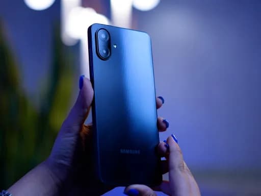 نقد و بررسی سامسونگ گلکسی A07: اقتصادی و نه بیشتر