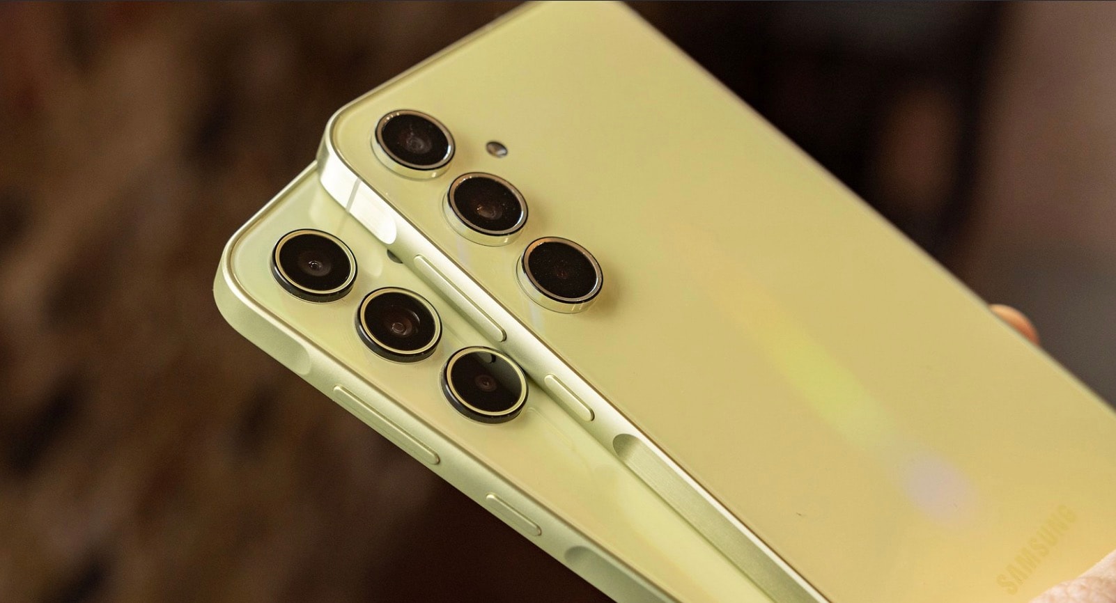 مقایسه تخصصی گلکسی A55 سامسونگ با گلکسی A35 سامسونگ