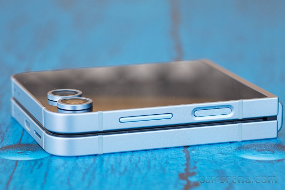 گلکسی زد فلیپ FE ممکن است سال آینده به بازار بیاید!