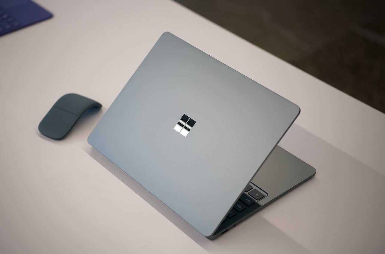 surface laptop 1.jpeg