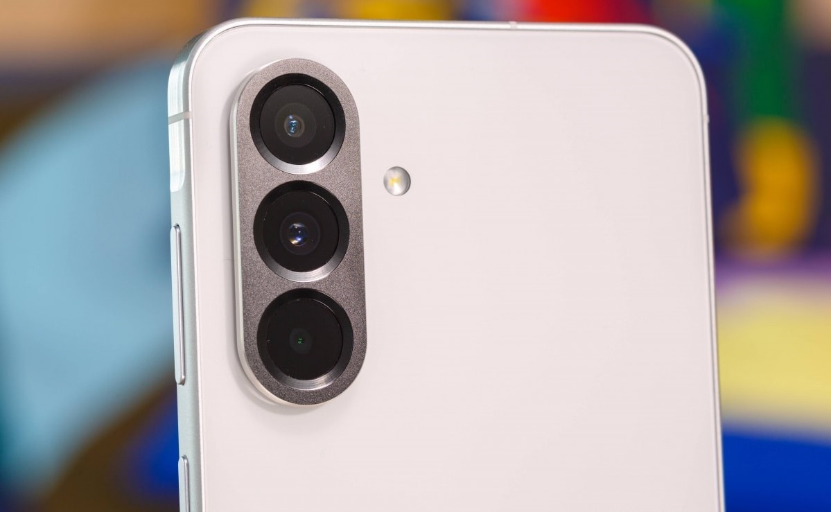 سیستم دوربین گلکسی A56